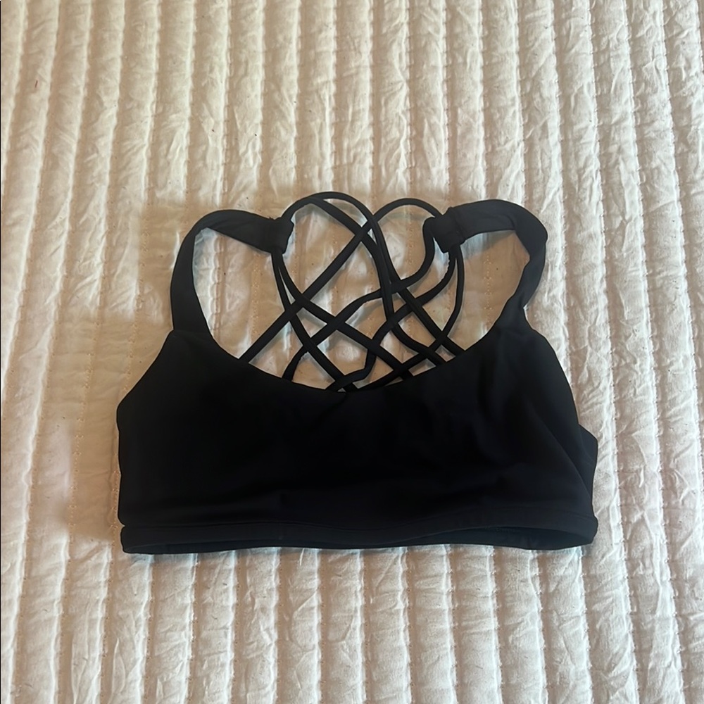 lululemon free to be wild sports bra black 🖤🖤